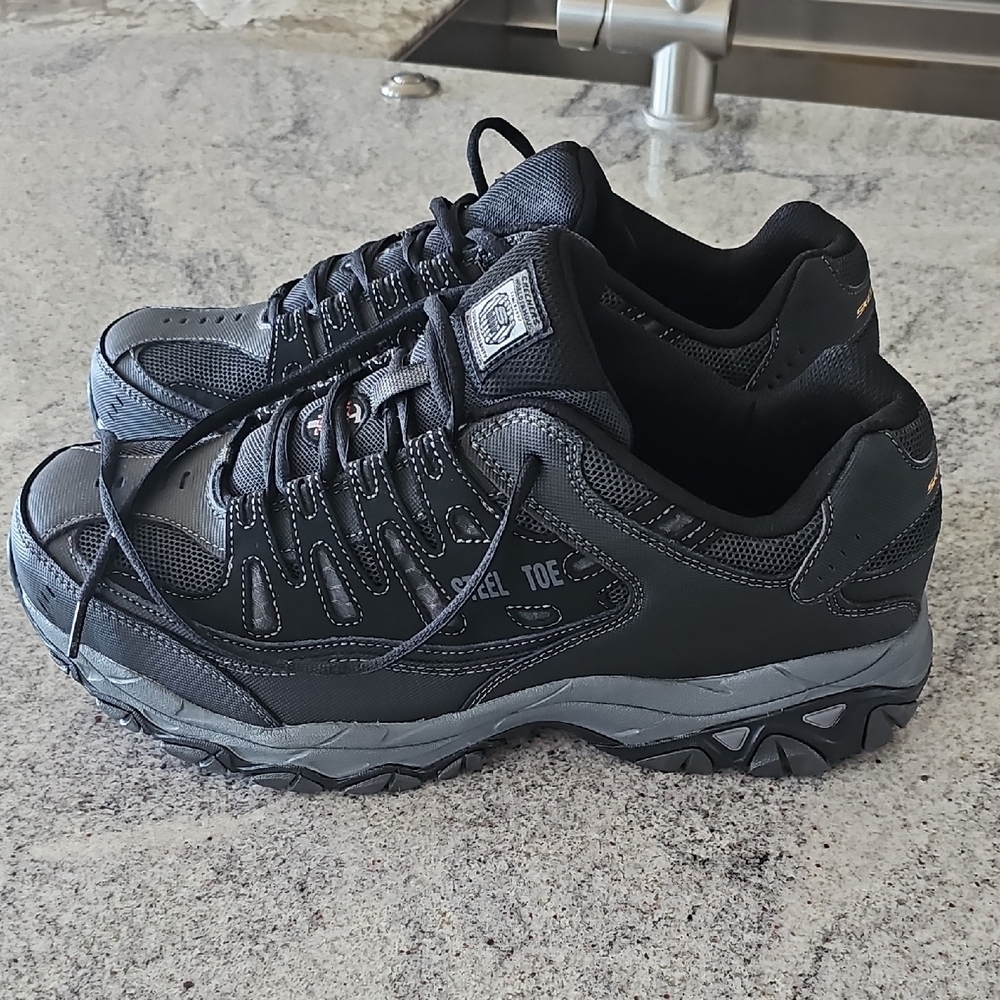 Skechers Steel Toe Work Boot Sneakers 13